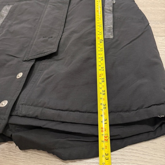 Moose Knuckle Winter Jacket Black Women’s Medium - Picture 12 of 13
